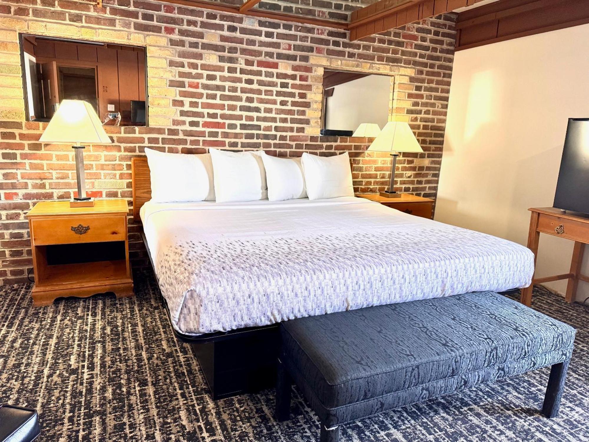 Hotel Don Q